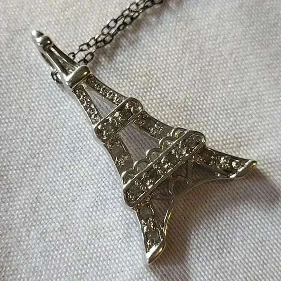 1/10 CTTW Diamond Pendant Silver 925 Eiffel Tower Necklace on Vtg 925 Chain 18" - Picture 2 of 7